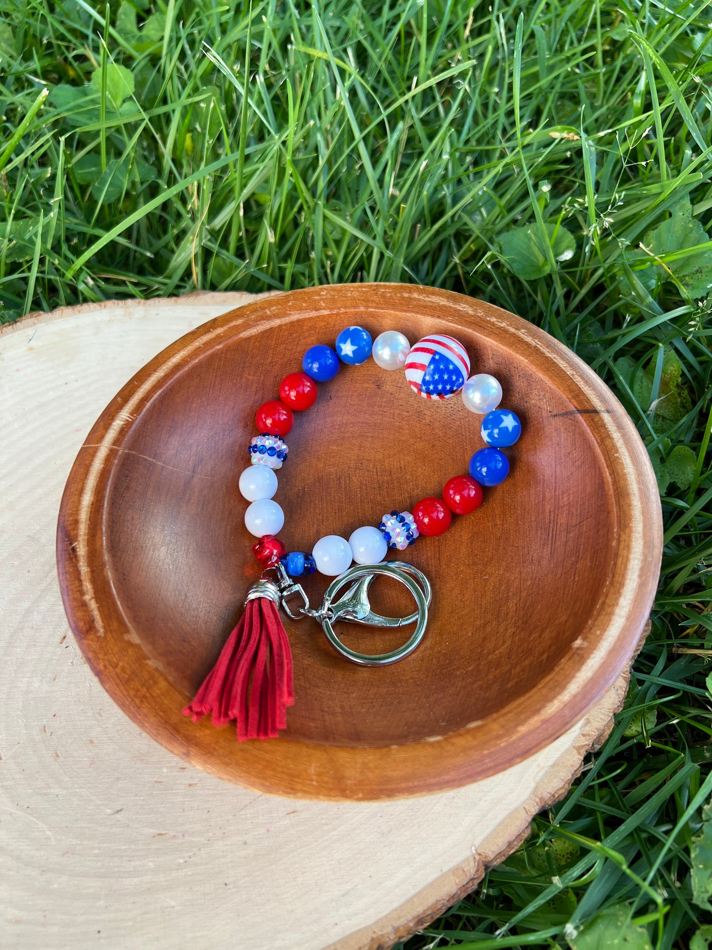 Patriotic Acrylic Beaded Wristlet